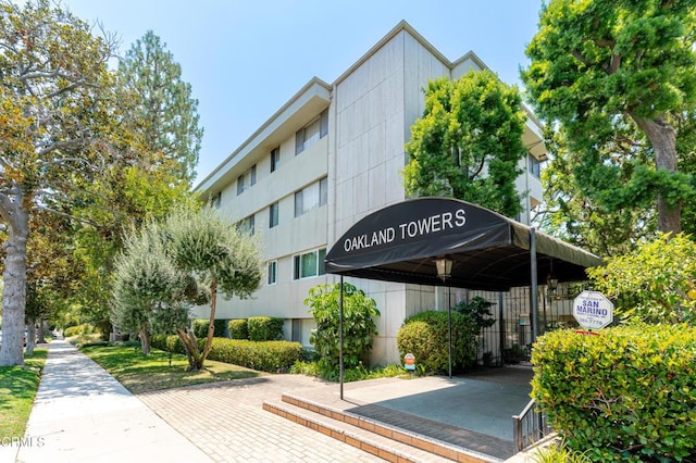395 S Oakland Ave Unit 106, Pasadena, CA 91101 - photo 1