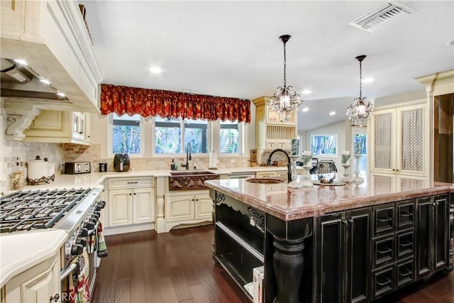 533 Woodhaven Ct, Upland, CA 91786 - photo 10