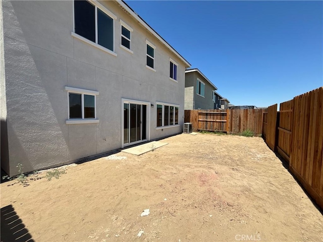 682 Cadiz Ave, Merced, CA 95341 - photo 3