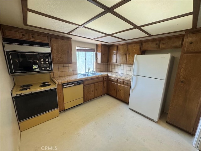 8936 Willis Ave Unit 9, Panorama City, CA 91402 - photo 20