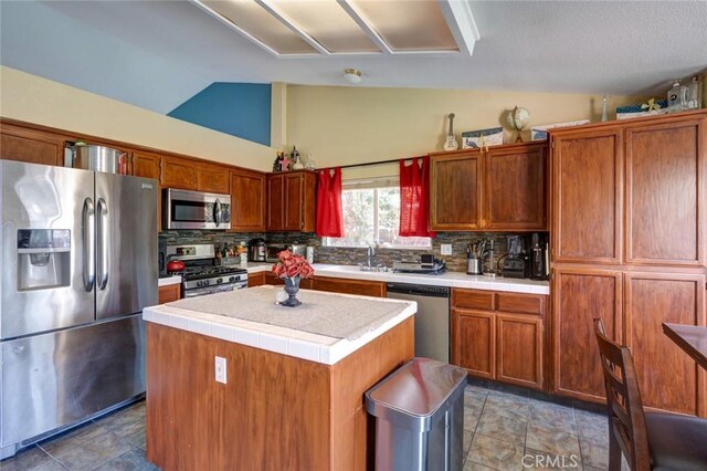2049 Spy Glass Ct, Merced, CA 95340 - photo 13