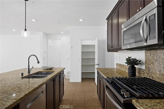 10413 Sirretta Peak Pl, Bakersfield, CA 93311 - photo 11