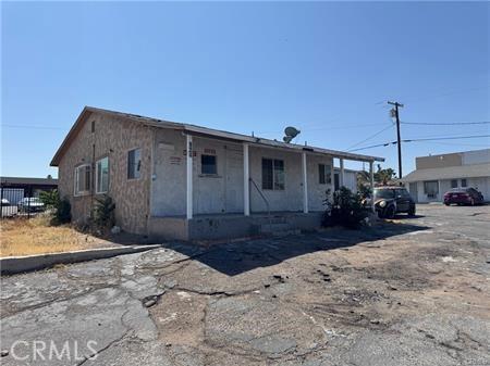 924 E Main St, Barstow, CA 92311 - photo 2