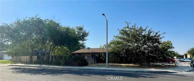45001 Logue Ct, Lancaster, CA 93535 - photo 2