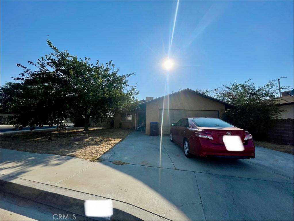 45001 Logue Ct, Lancaster, CA 93535 - photo 1