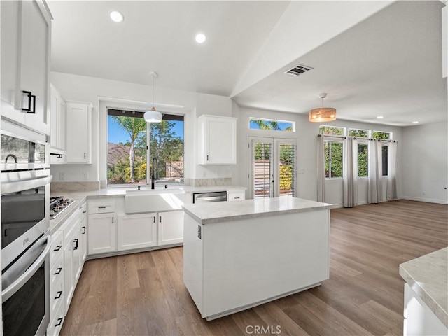 22325 Mandarin Ln, Saugus, CA 91390 - photo 3