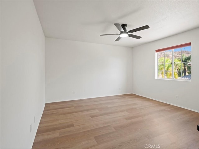 22325 Mandarin Ln, Saugus, CA 91390 - photo 19