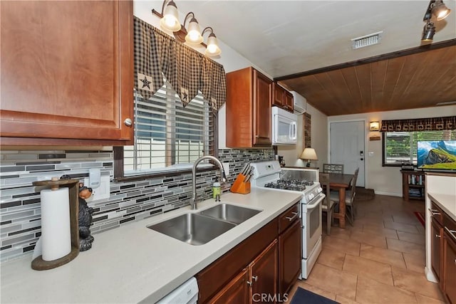 619 Elysian Blvd, Big Bear City, CA 92314 - photo 13