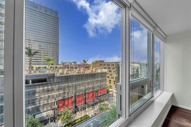 1155 S Grand Ave Unit 811, Los Angeles, CA 90015 - photo 6