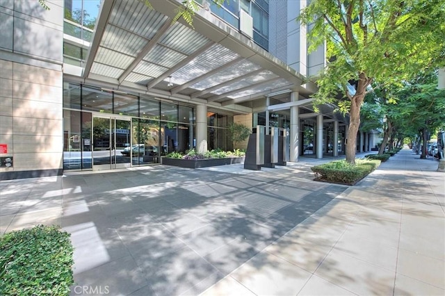 1155 S Grand Ave Unit 811, Los Angeles, CA 90015 - photo 14
