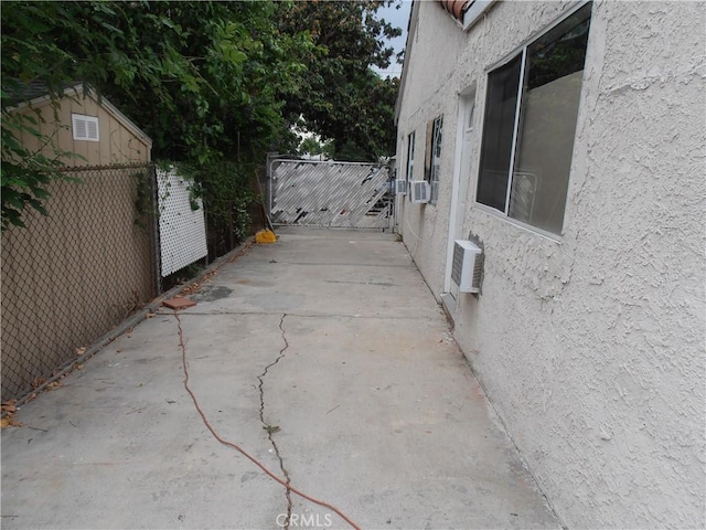 7518 Beckford Ave, Reseda, CA 91335 - photo 20