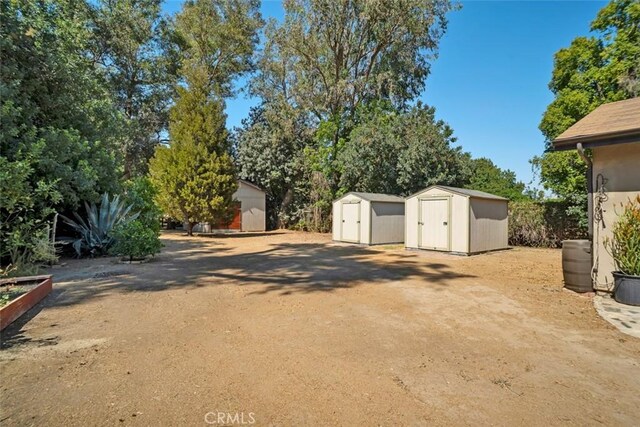 18203 Arminta St, Reseda, CA 91335 - photo 42