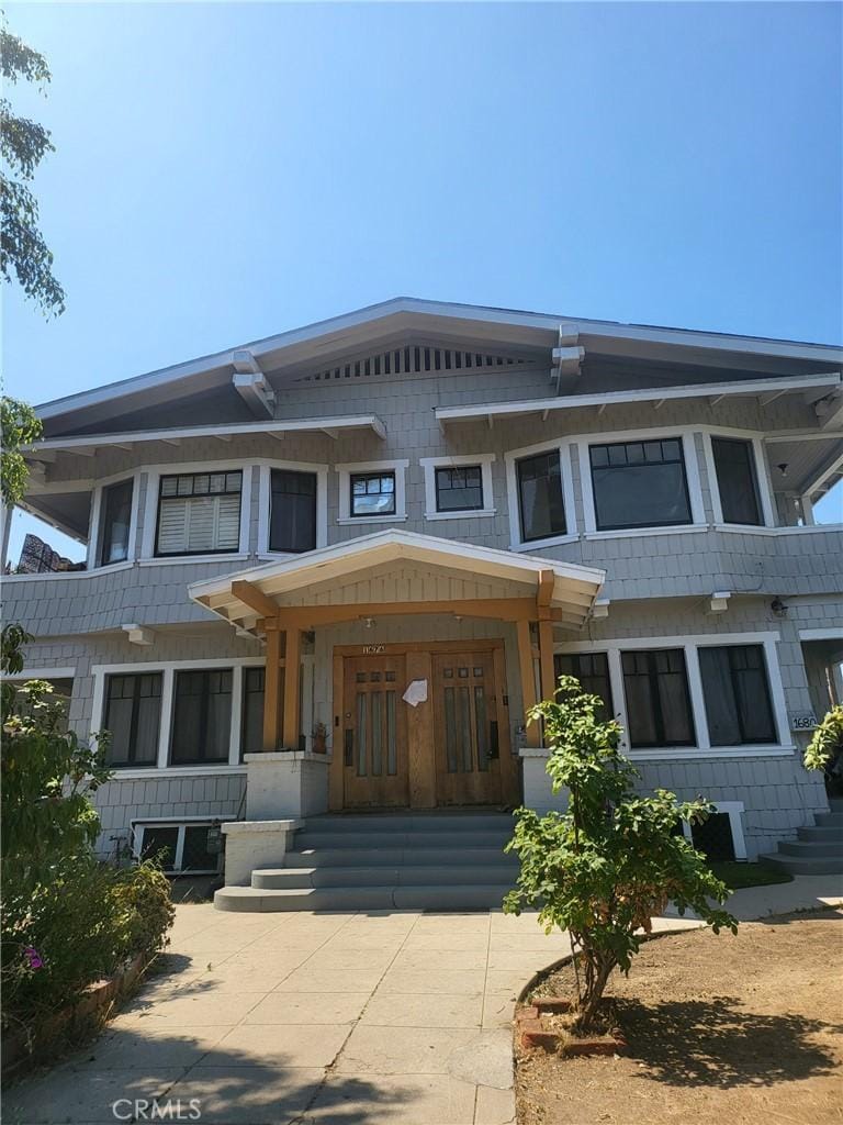 1674 W 25th St, Los Angeles, CA 90007 - photo 1