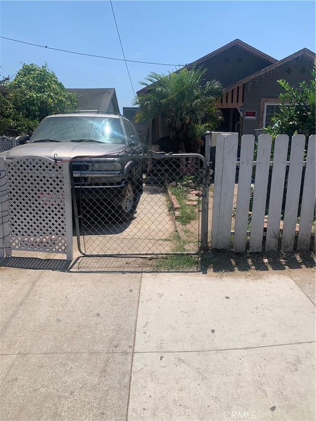 4136 W 111th St, Inglewood, CA 90304 - photo 1