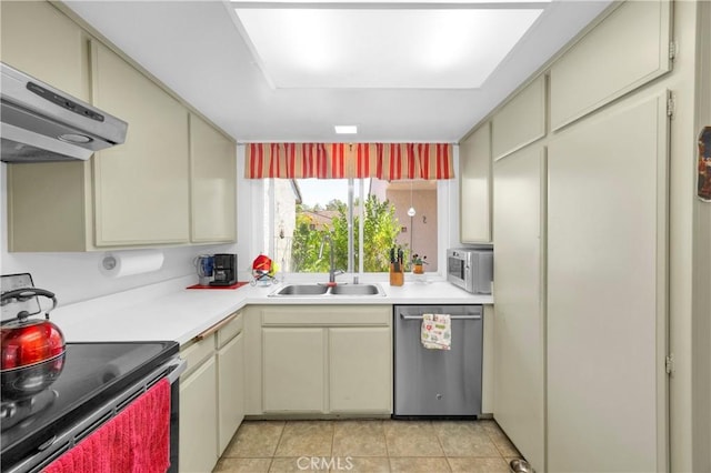 4 Camphor S, Irvine, CA 92612 - photo 4