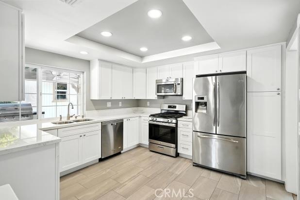 28620 Kathleen Ave, Saugus, CA 91390 - photo 6