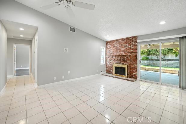 28620 Kathleen Ave, Saugus, CA 91390 - photo 7