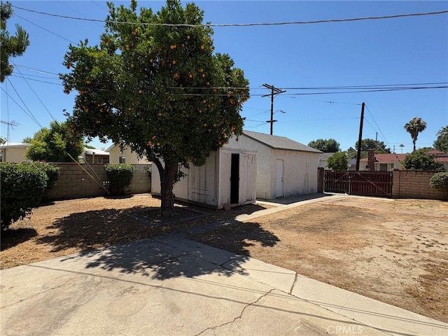 10330 Columbus Ave, San Fernando, CA 91345 - photo 12