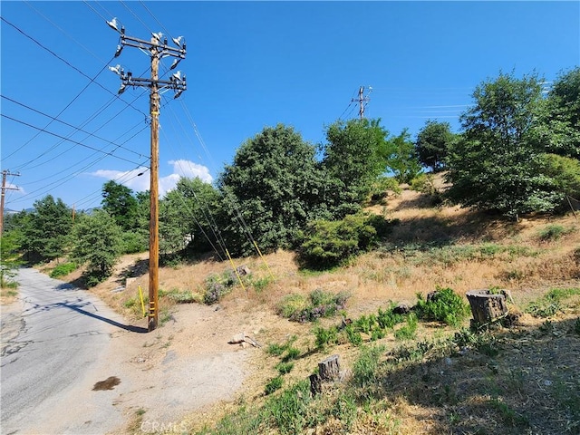 2344 Deep Creek Dr, Running Springs, CA 92382 - photo 2