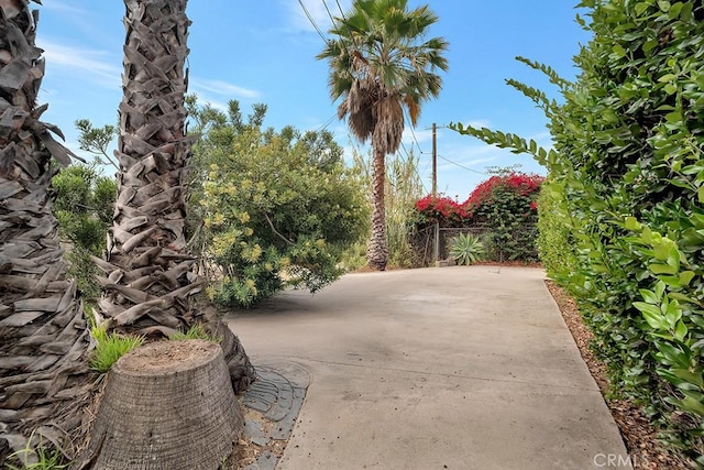 2052 N Alvarado St N, Los Angeles, CA 90039 - photo 58