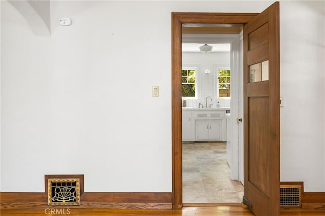 521 N Clementine St, Anaheim, CA 92805 - photo 12