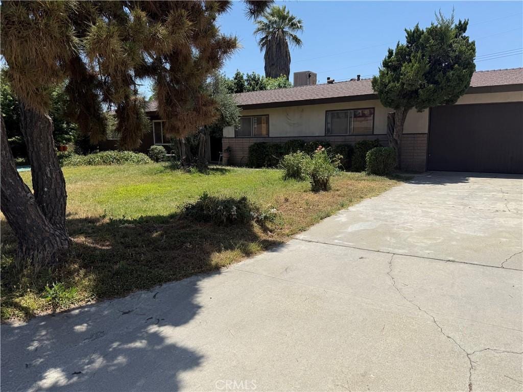5874 Olive Ave, Rialto, CA 92377 - photo 1
