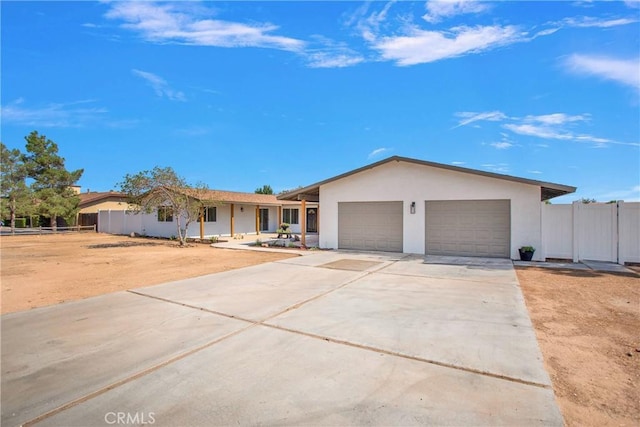 20357 Shoshonee Rd, Apple Valley, CA 92307 - photo 2