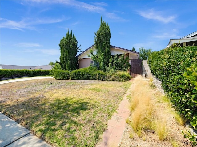 1347 Edgefield St, Upland, CA 91786 - photo 2