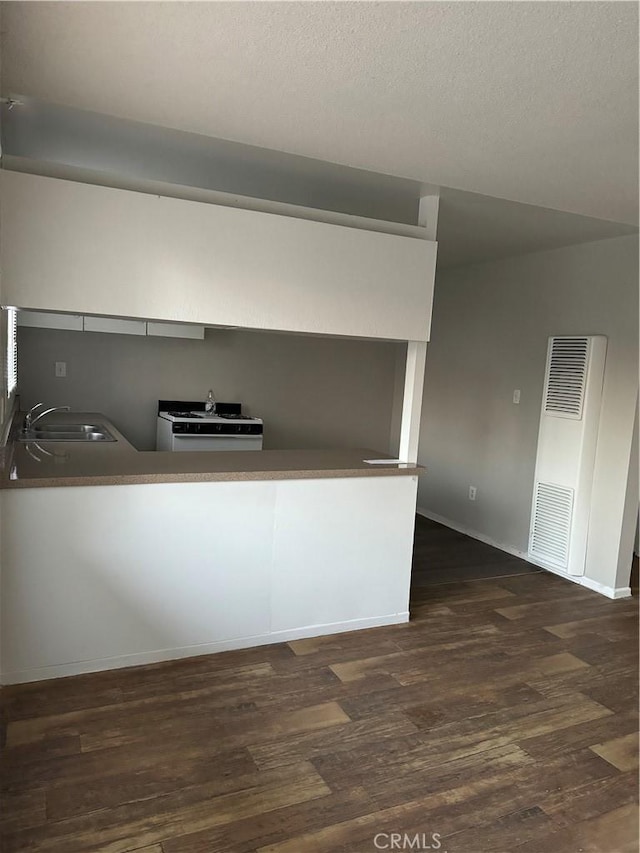 1935 W Linden St, Riverside, CA 92507 - photo 8
