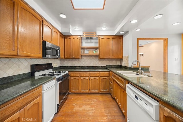 1135 Sheppard Dr, Fullerton, CA 92831 - photo 14
