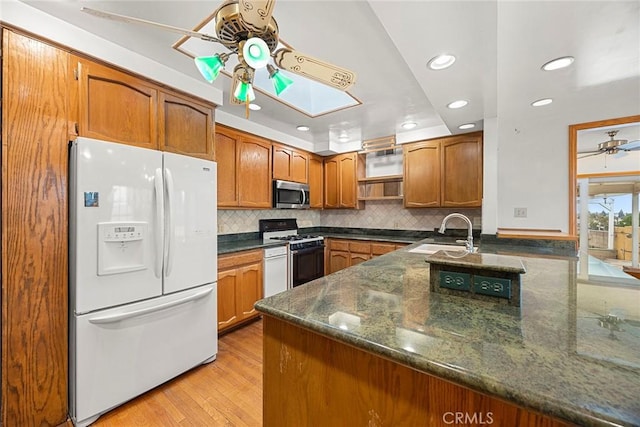 1135 Sheppard Dr, Fullerton, CA 92831 - photo 15