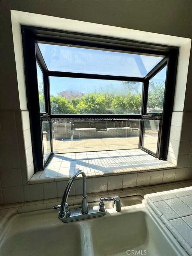 15301 Larkspur St, Sylmar, CA 91342 - photo 18