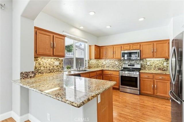 27220 Sterling Grove Ln, Canyon Country, CA 91387 - photo 2