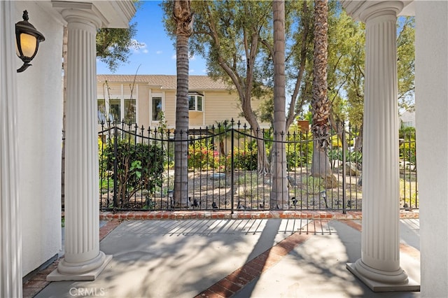 22762 Bayshore Ln, Lake Forest, CA 92630 - photo 8