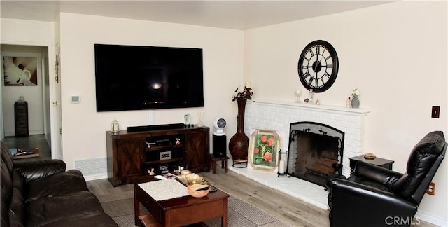 11849 Pierce St, Sylmar, CA 91342 - photo 33