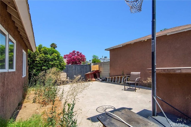 7514 Paso Robles Ave, Lake Balboa, CA 91406 - photo 23