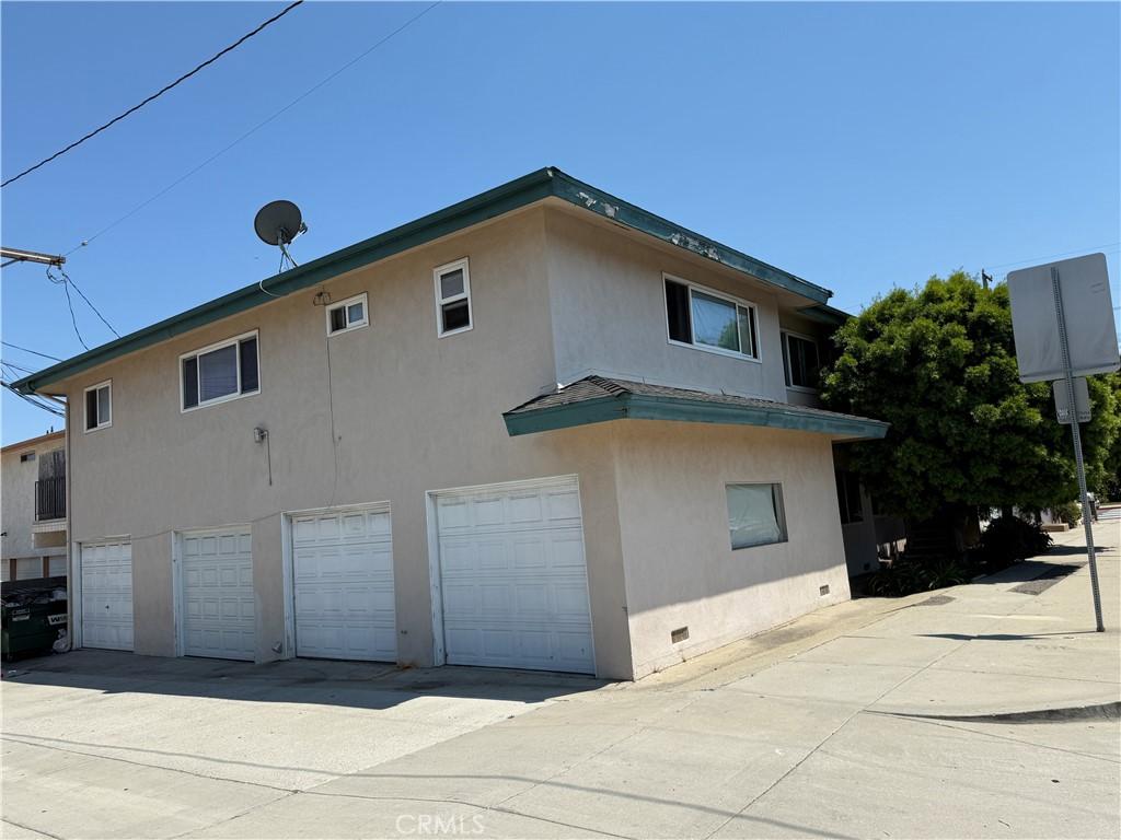 994 W 7th St, San Pedro, CA 90731 - photo 2