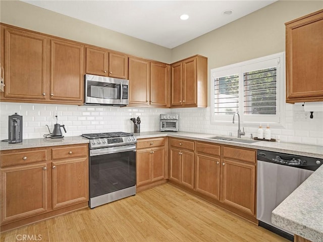 27027 Mountain Willow Ln, Canyon Country, CA 91387 - photo 16