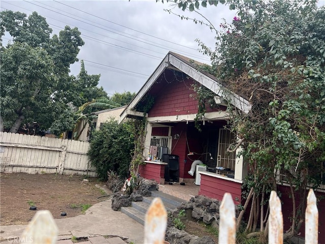 318 W Gage Ave, Los Angeles, CA 90003 - photo 1