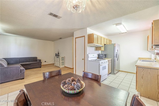 8119 Walpole Ave, California City, CA 93505 - photo 13