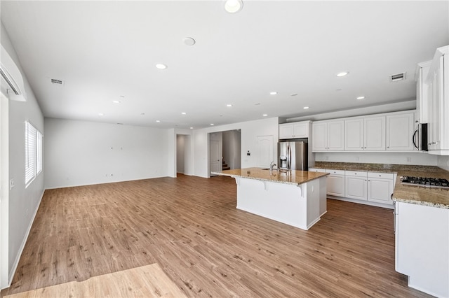 29725 Gypsy Canyon Cir, Menifee, CA 92584 - photo 9