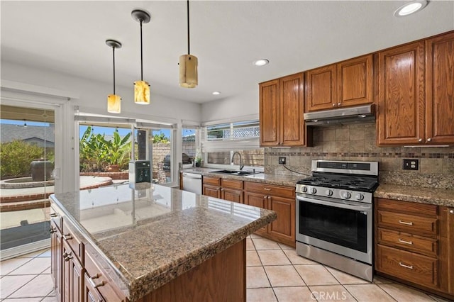 2245 N Parker Ct, Simi Valley, CA 93065 - photo 12