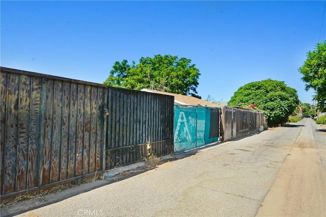 456 E Wilson St, Rialto, CA 92376 - photo 15
