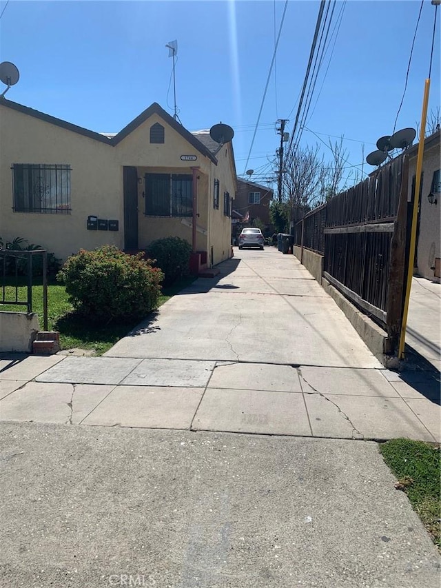 1742 W 82nd St, Los Angeles, CA 90047 - photo 4