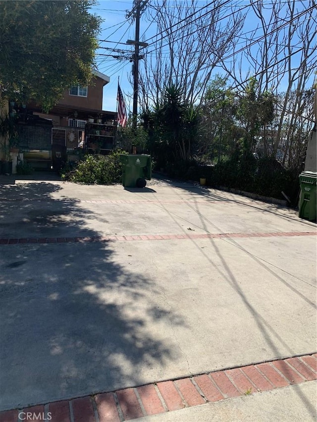 1742 W 82nd St, Los Angeles, CA 90047 - photo 2