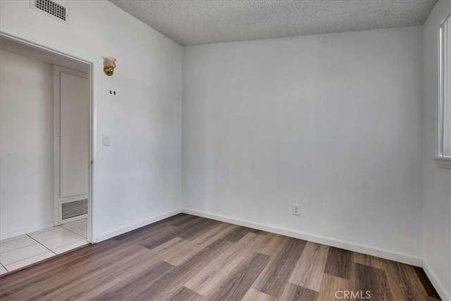 287 Hanover Dr, Costa Mesa, CA 92626 - photo 28