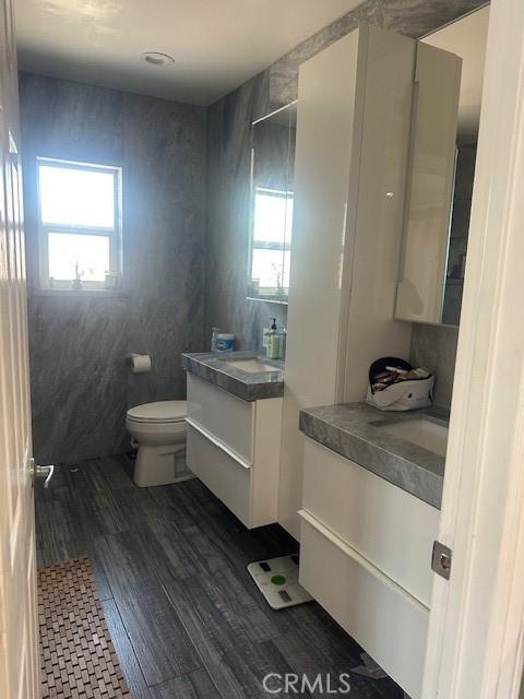 20741 Tulsa St, Chatsworth, CA 91311 - photo 12