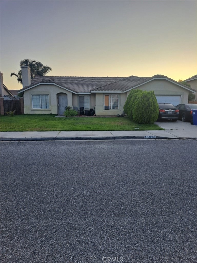 10576 Horseshoes Dr, Bloomington, CA 92316 - photo 1