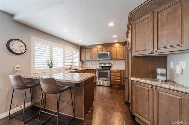 19322 Archfield Ln, Huntington Beach, CA 92648 - photo 13