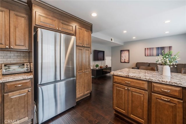 19322 Archfield Ln, Huntington Beach, CA 92648 - photo 17